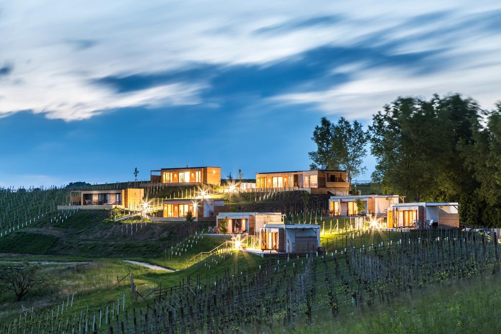 Weingarten-Resort Unterlamm Loipersdorf - Adults Only Exteriér fotografie